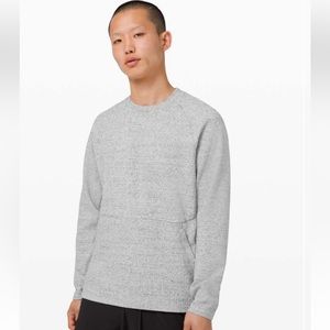 Lululemon large mens at ease crewneck in light heather grey